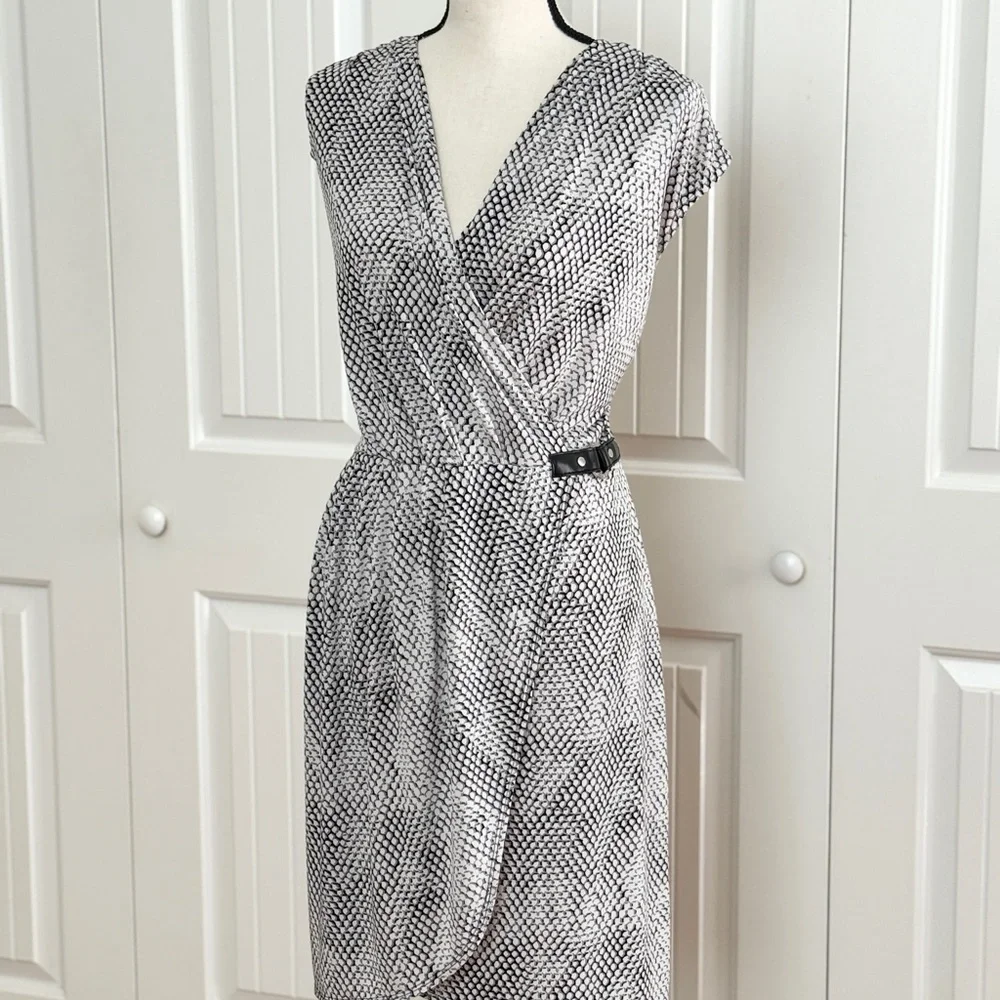 Michael Kors XL Snake Print Faux Wrap Dress Side Buckle Grey Career Plus Size - Picture 4 of 13